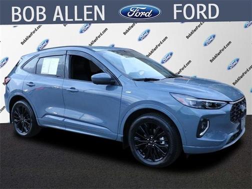 2023 Ford Escape ST-Line Elite