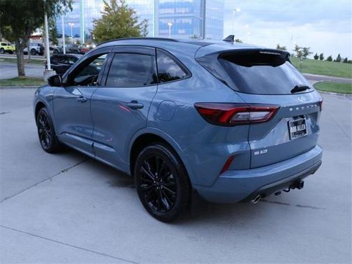 2023 Ford Escape ST-Line Elite