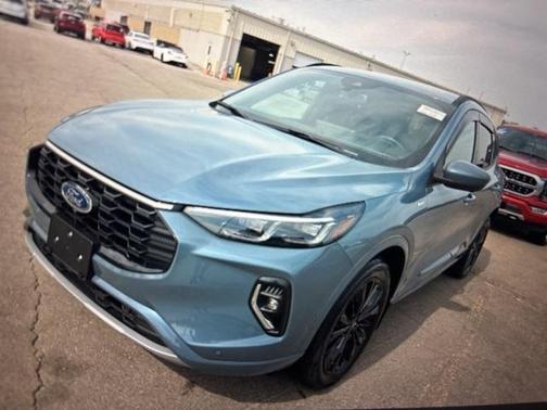 2023 Ford Escape ST-Line Elite