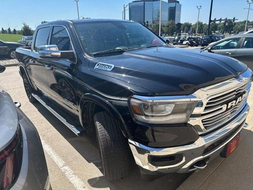 Diamond Black 2019 RAM 1500 Laramie