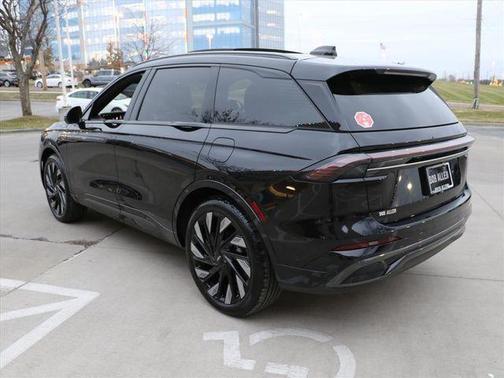 2024 Lincoln Nautilus Reserve