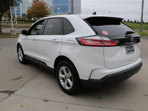2021 Ford Edge SE