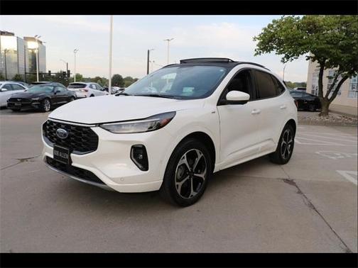 2023 Ford Escape ST-Line Elite