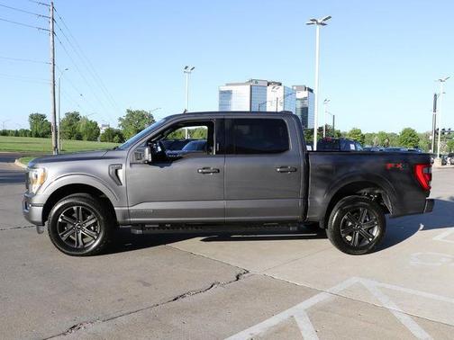 Carbonized Gray Metallic 2023 Ford F-150 Lariat
