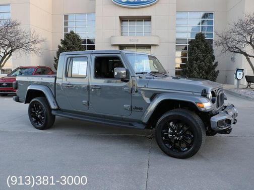 2022 Jeep Gladiator Overland