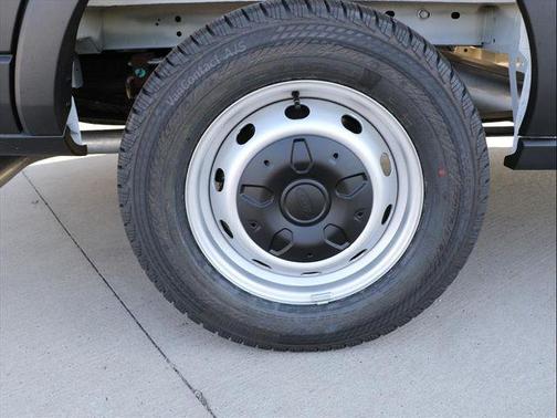 2025 Ford Transit-250 148 WB Medium Roof Cargo