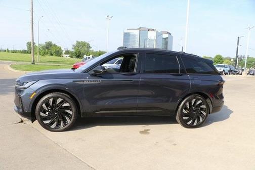 2024 Lincoln Nautilus Reserve