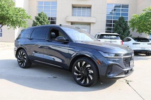 2024 Lincoln Nautilus Reserve
