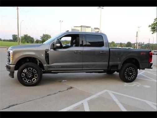 2025 Ford F-250 Platinum