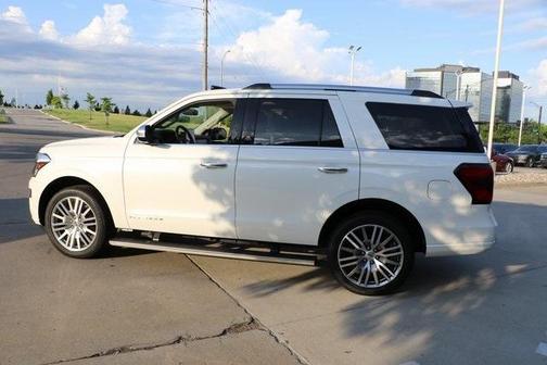2024 Ford Expedition Platinum