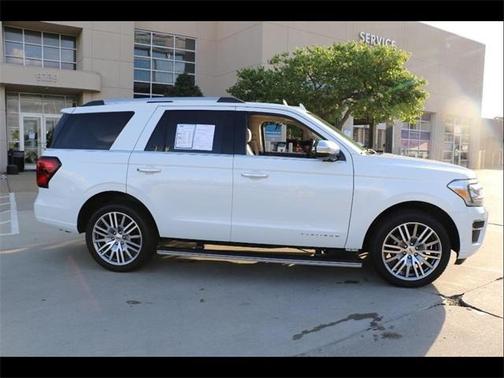 2024 Ford Expedition Platinum