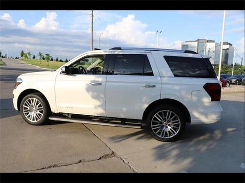 2024 Ford Expedition Platinum