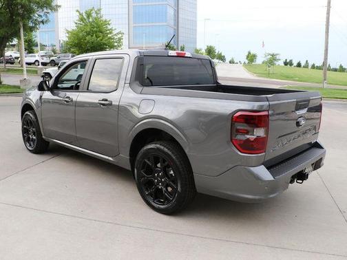 Gray 2026 Ford Maverick Lobo Standard