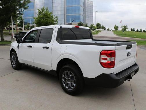 Oxford White 2026 Ford Maverick XLT