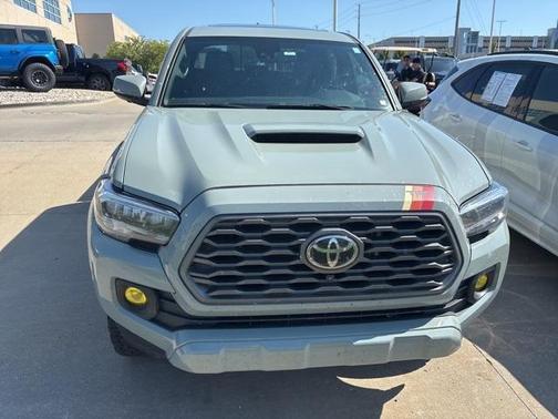 2022 Toyota Tacoma TRD Sport