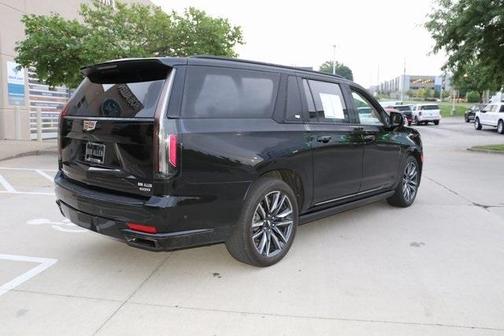 2023 Cadillac Escalade ESV Sport Platinum