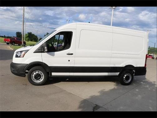2025 Ford Transit-250 148 WB Medium Roof Cargo