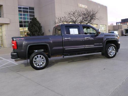 2016 GMC Sierra 2500 Denali