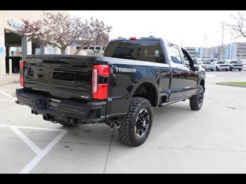 2025 Ford F-250 Platinum