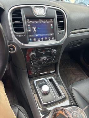 2017 Chrysler 300C Base