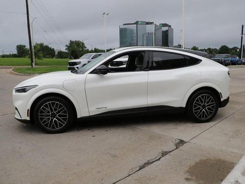 White Metallic 2025 Ford Mustang Mach-E Premium