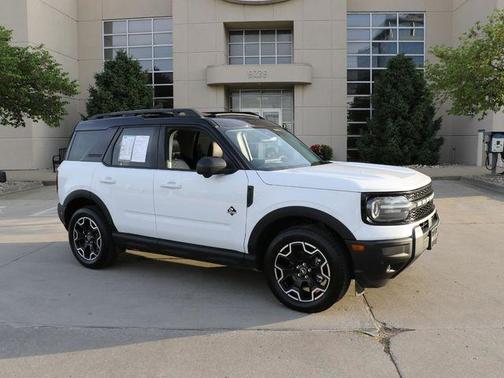 Oxford White 2025 Ford Bronco Sport Outer Banks