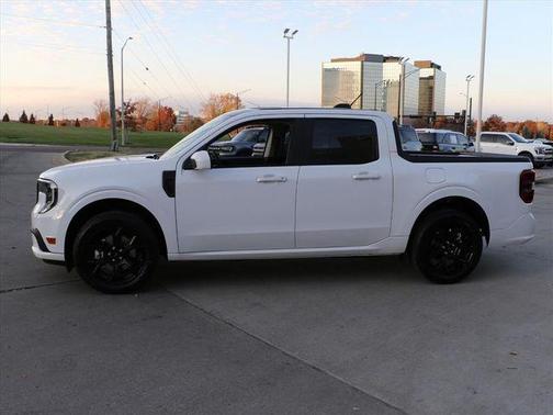 2025 Ford Maverick Lobo Standard