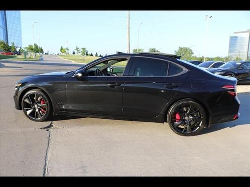 2023 Genesis G70 3.3T