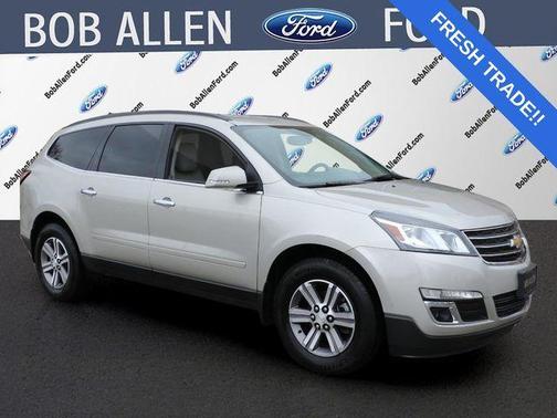 2017 Chevrolet Traverse 2LT