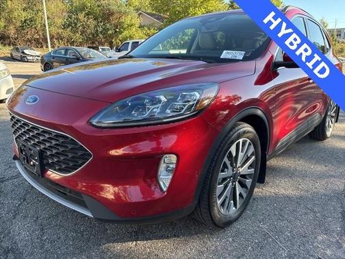 2021 Ford Escape Titanium Hybrid