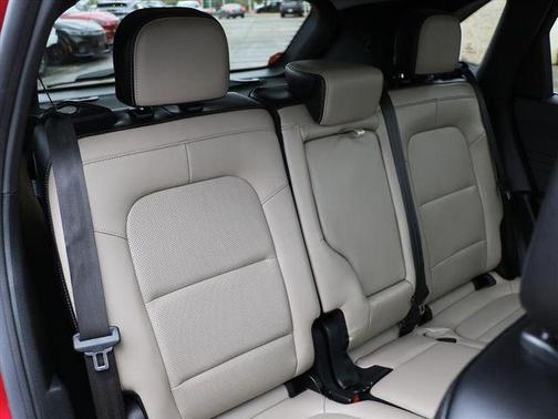 2021 Ford Escape Titanium Hybrid