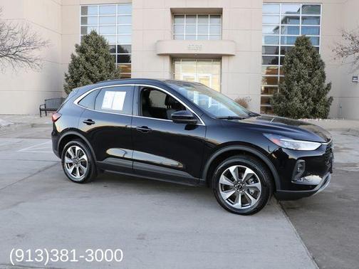 2025 Ford Escape Platinum