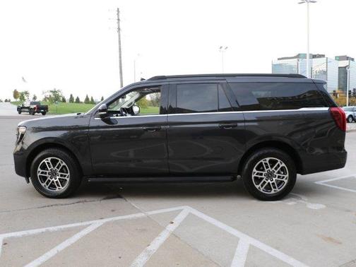 Dark Matter Gray Metallic 2025 Ford Expedition Max Active