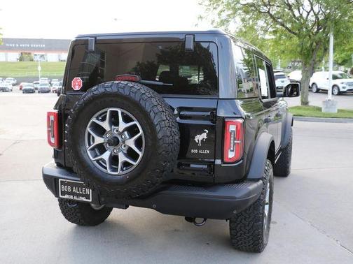 Shadow Black 2025 Ford Bronco Badlands