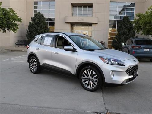 2020 Ford Escape Titanium