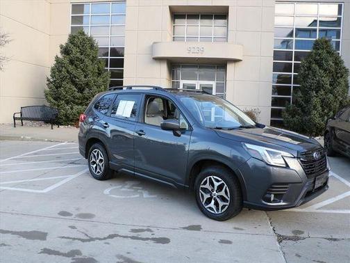2023 Subaru Forester Premium