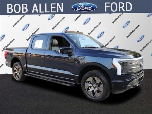 2023 Ford F-150 Lightning LARIAT