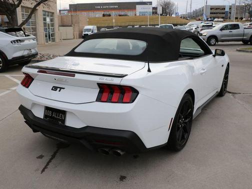 2024 Ford Mustang GT Premium
