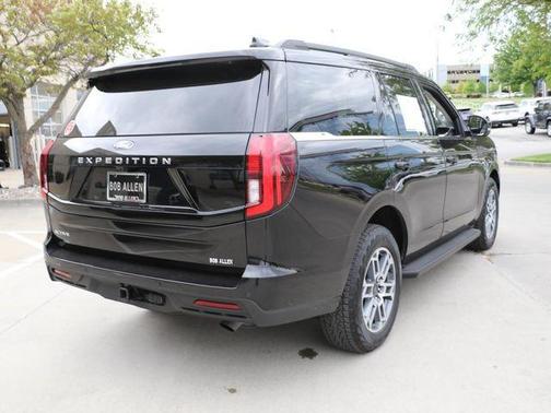 Agate Black Metallic 2025 Ford Expedition Active