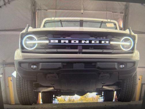 Desert Sand 2025 Ford Bronco Outer Banks