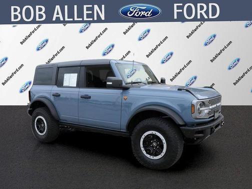 Azure Gray Metallic 2024 Ford Bronco Badlands