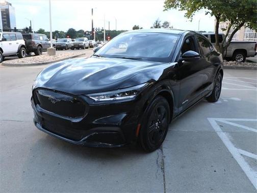 2023 Ford Mustang Mach-E California Route 1