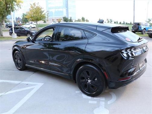 2023 Ford Mustang Mach-E California Route 1