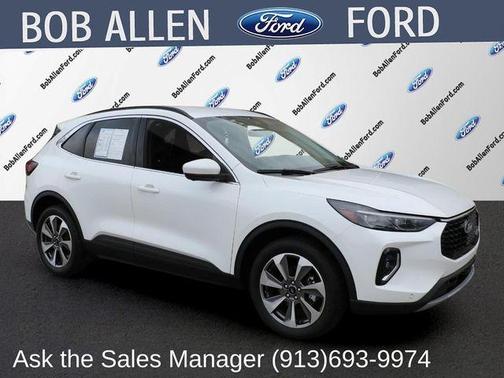 White Metallic 2023 Ford Escape Platinum