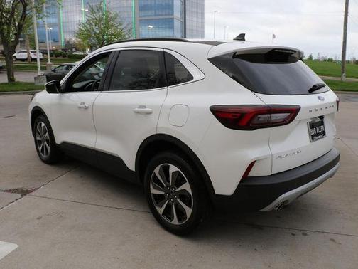 White Metallic 2023 Ford Escape Platinum