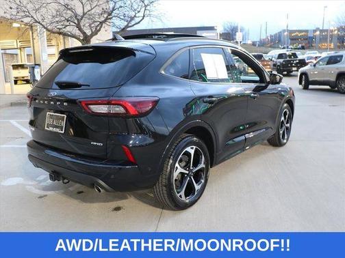 2023 Ford Escape ST-Line Elite