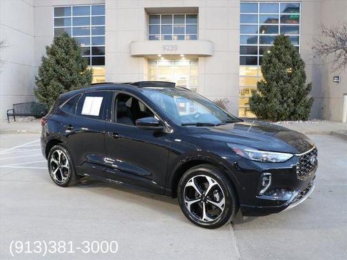 2023 Ford Escape ST-Line Elite