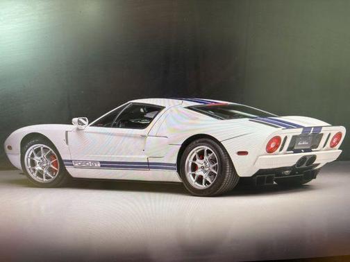 White 2005 Ford GT Base