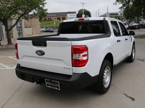 Oxford White 2026 Ford Maverick XL