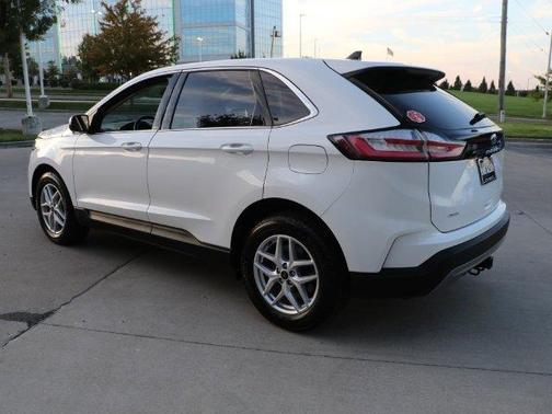 Star White 2024 Ford Edge SEL